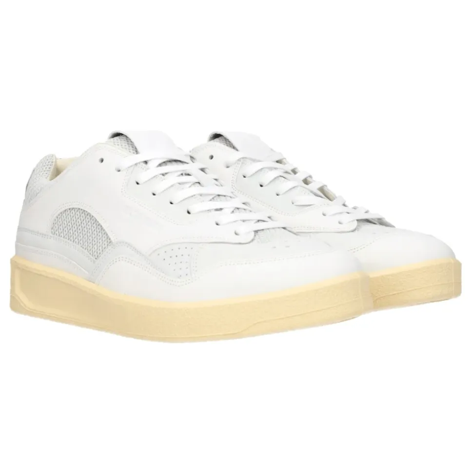 Low-Top Sneaker