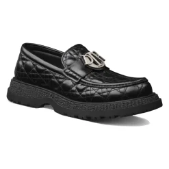 Luxuriöse Lederloafer mit Charme-Schnalle