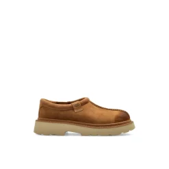 M Tasman Lug