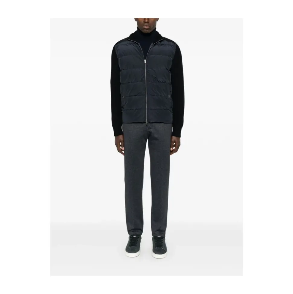 Marineblauer Wollstrickjacke