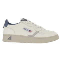 Medalist Low Sneakers