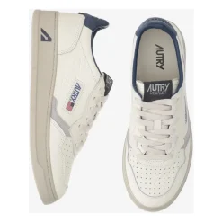 Medalist Low Sneakers