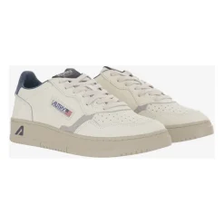 Medalist Low Sneakers