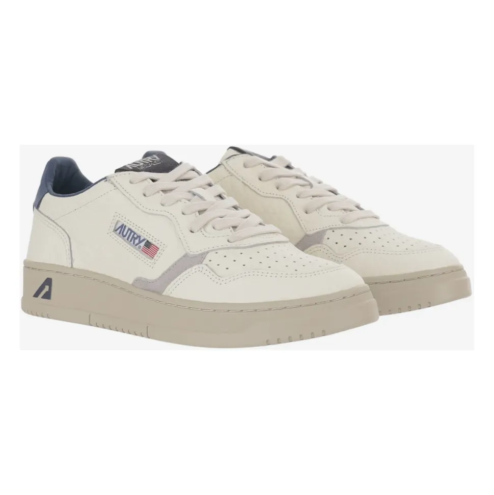 Medalist Low Sneakers