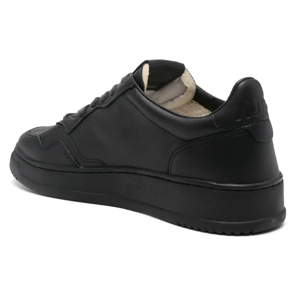 Medalist Low Sneakers
