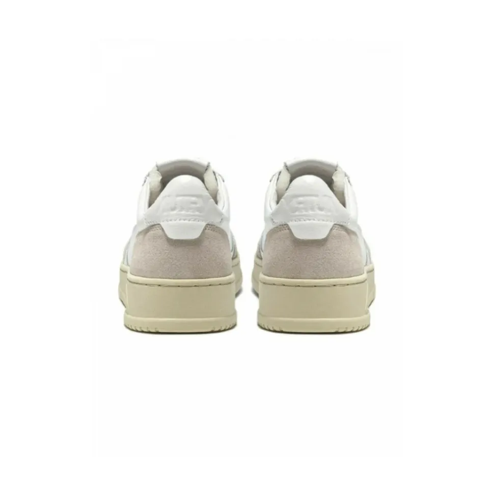 Medalist Low Sneakers