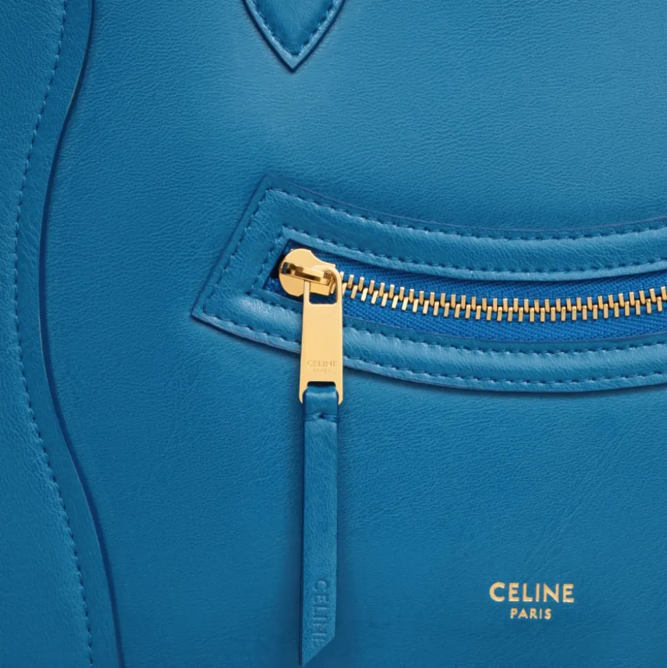 Medium Pouch aus glänzendem Kalbsleder