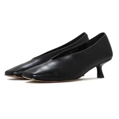 Minimalistische Kitten Heels - Schwarz