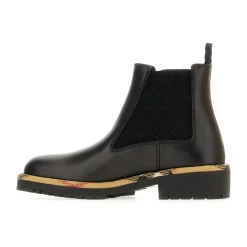 Modische Stiefel für stilvolle Outfits