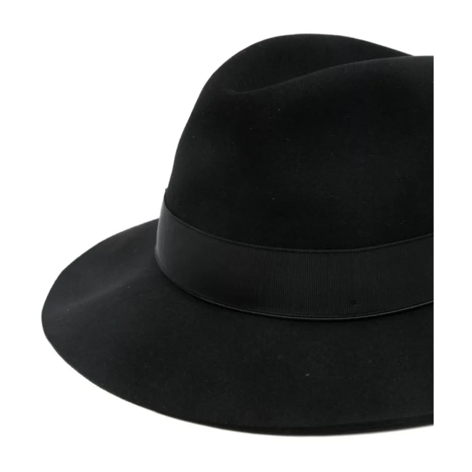 Monica Hat