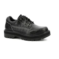 Niedrige Top Outrival Sneakers