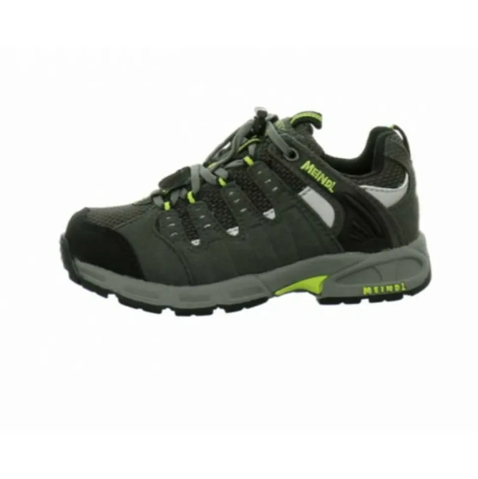 NV Sneaker
