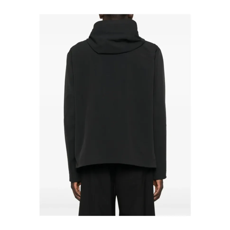 Outerwear Veilance