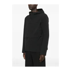 Outerwear Veilance