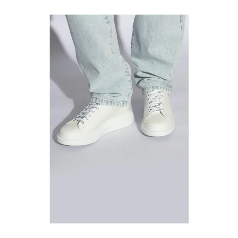 Oversized Sneakers