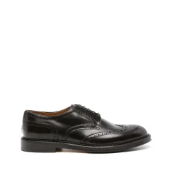 Perforierte Schnürschuhe aus Leder