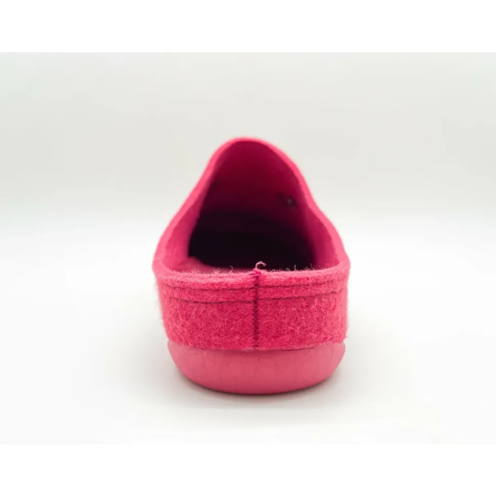 PET Slipper