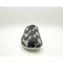 PET Slipper