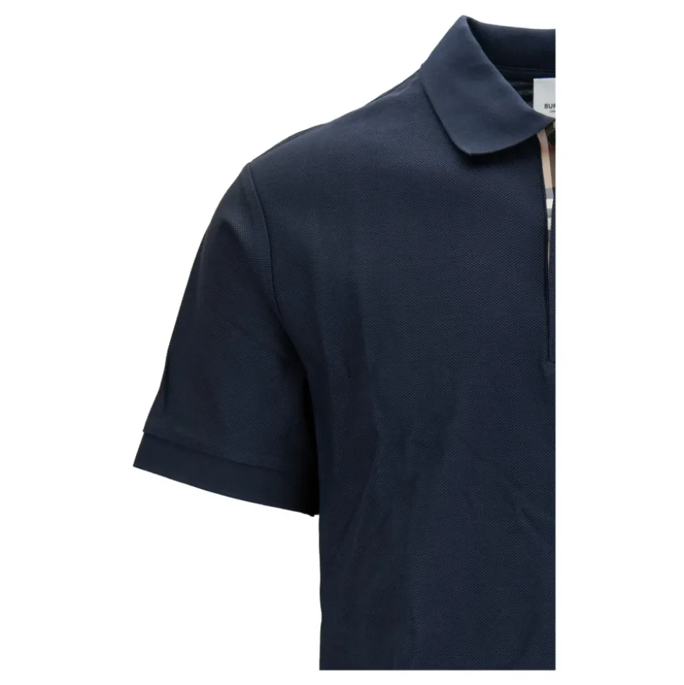 Polohemd mit Knöpfen