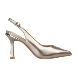 Pumps mit spitzer Zehenpartie und Slingback-Riemen