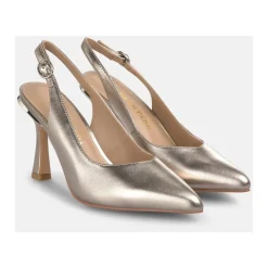 Pumps mit spitzer Zehenpartie und Slingback-Riemen