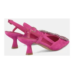 Quadratische Brosche Absatzschuhe