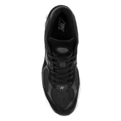 2002R Schwarze Laufschuhe
