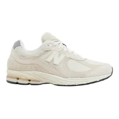 2002R Sneakers