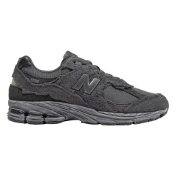 2002R Sneakers