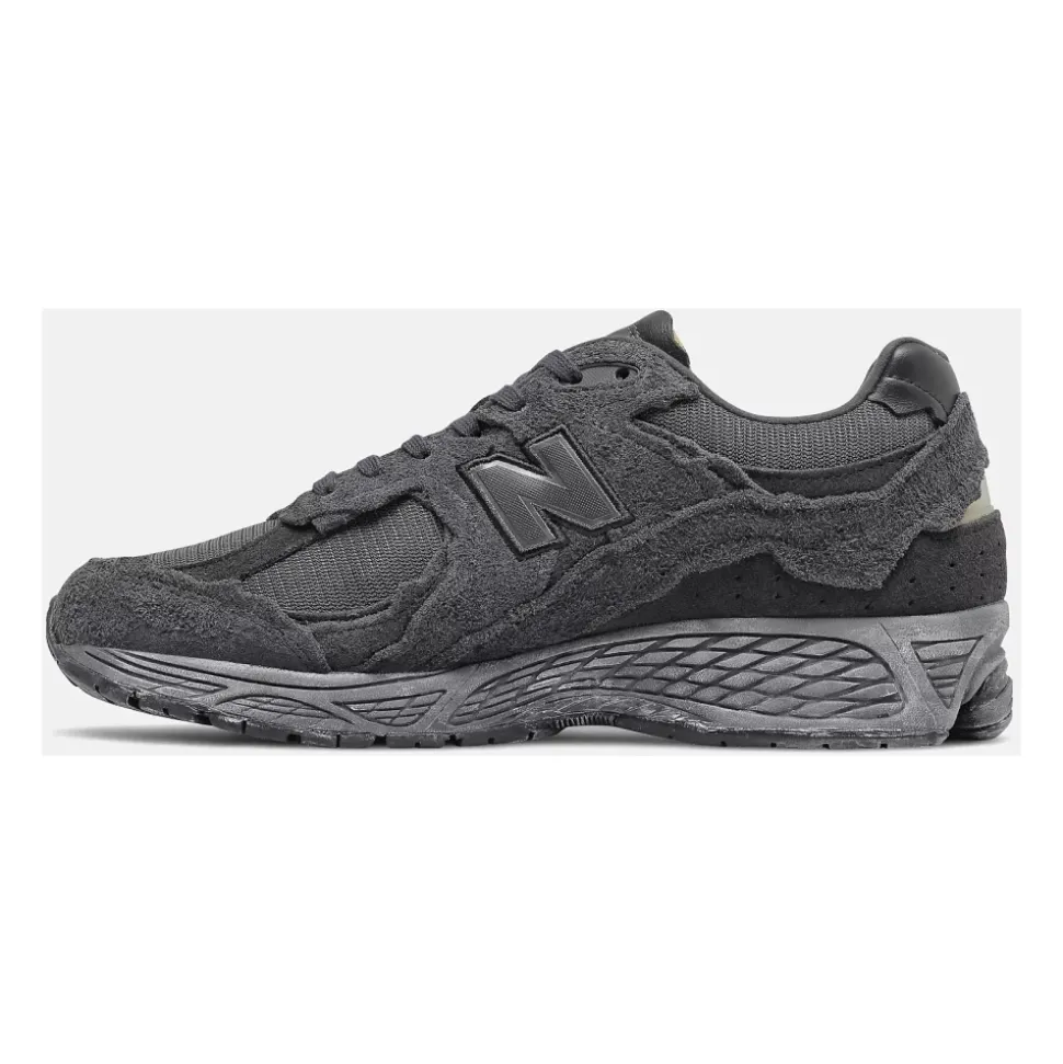 2002R Sneakers
