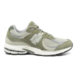 2002R Sneakers