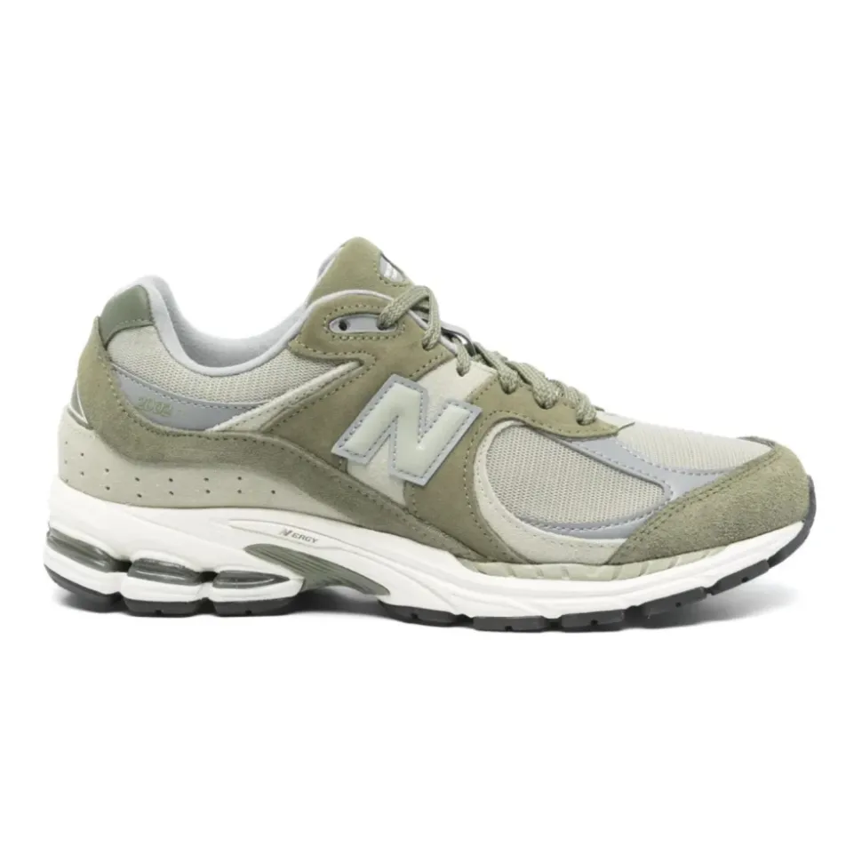 2002R Sneakers