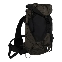 Regenfester Rucksack mit verstellbaren Trägern