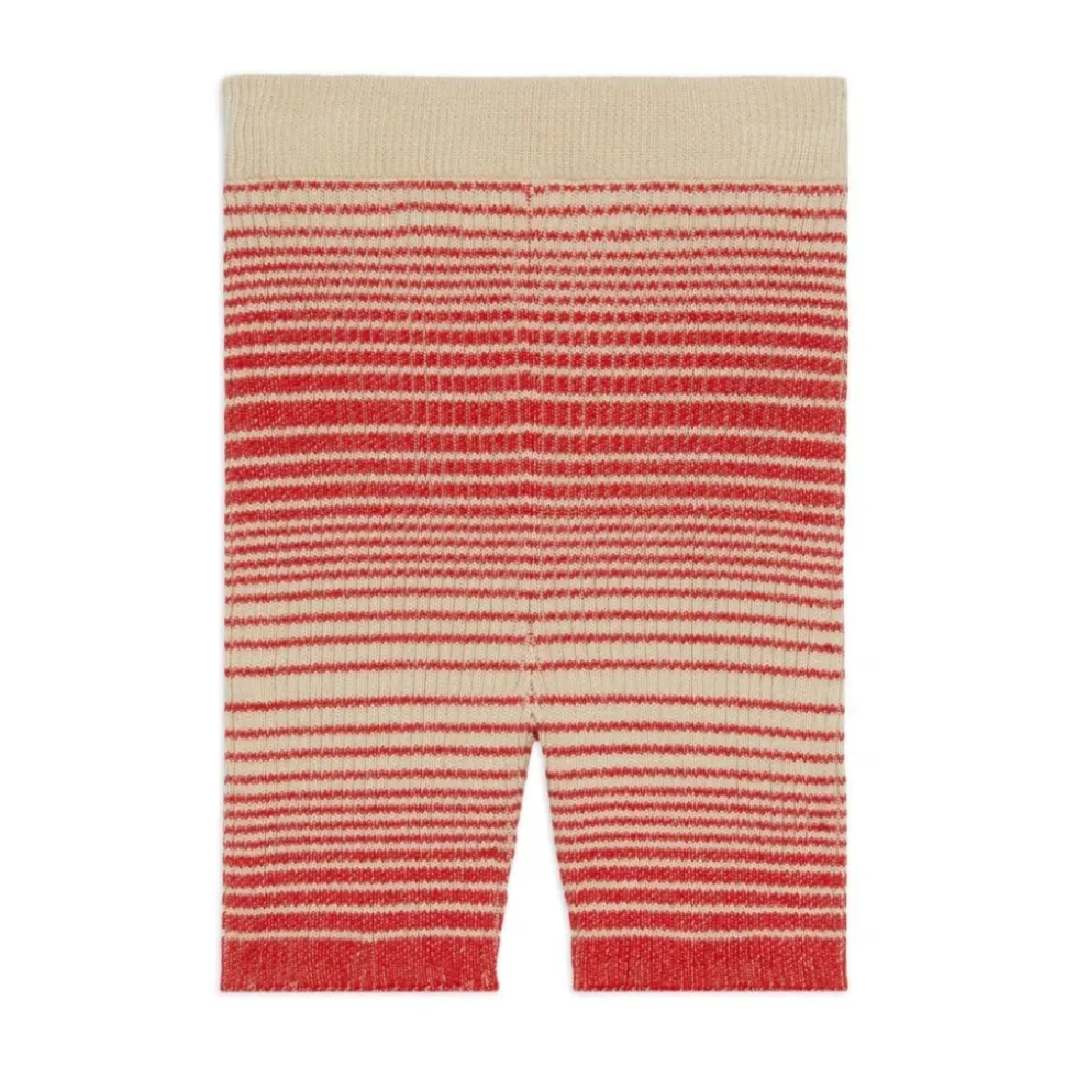 Rote Bermudas Hose
