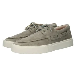 Ruby Agwe Sneaker