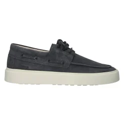 Ruby Agwe Sneaker