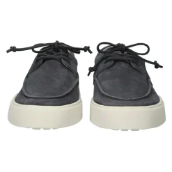Ruby Agwe Sneaker