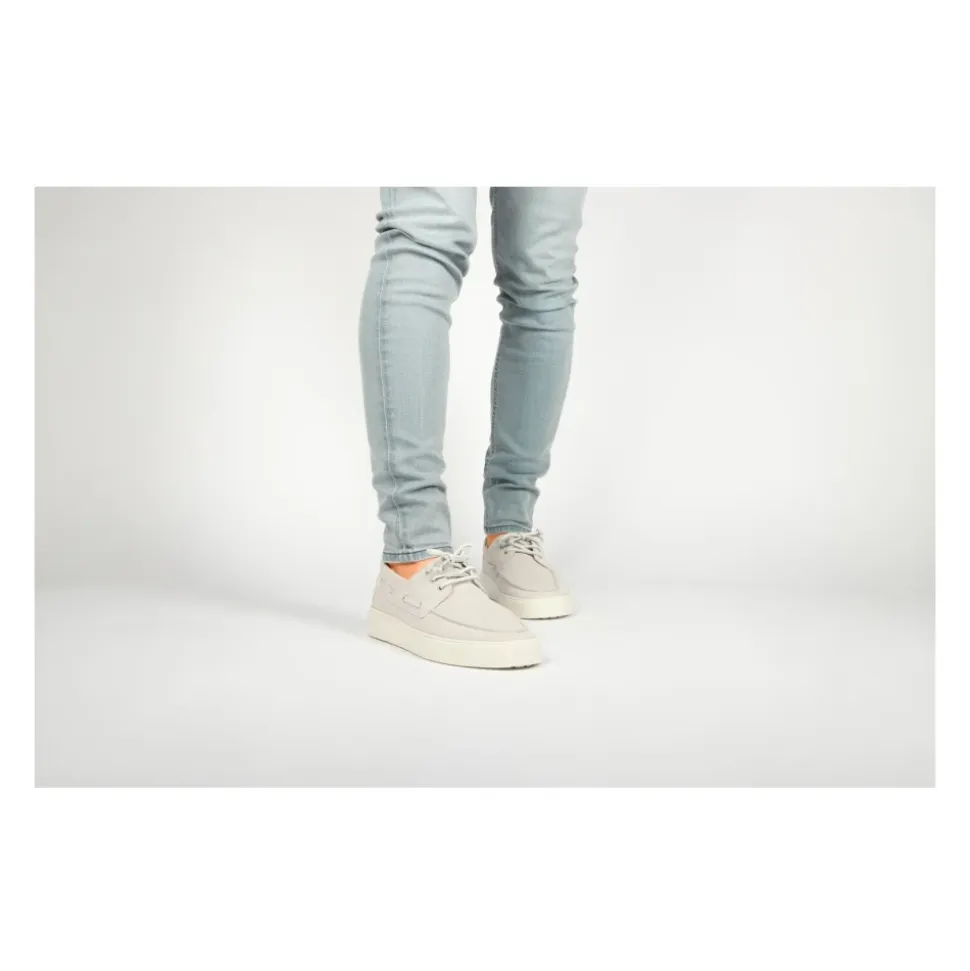 Ruby Agwe Sneaker
