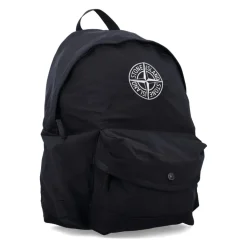 Rucksack mit gepolsterten Trägern und Taschen