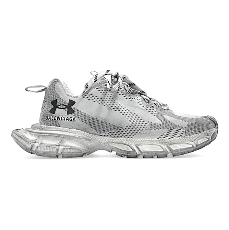 Runner Sneakers