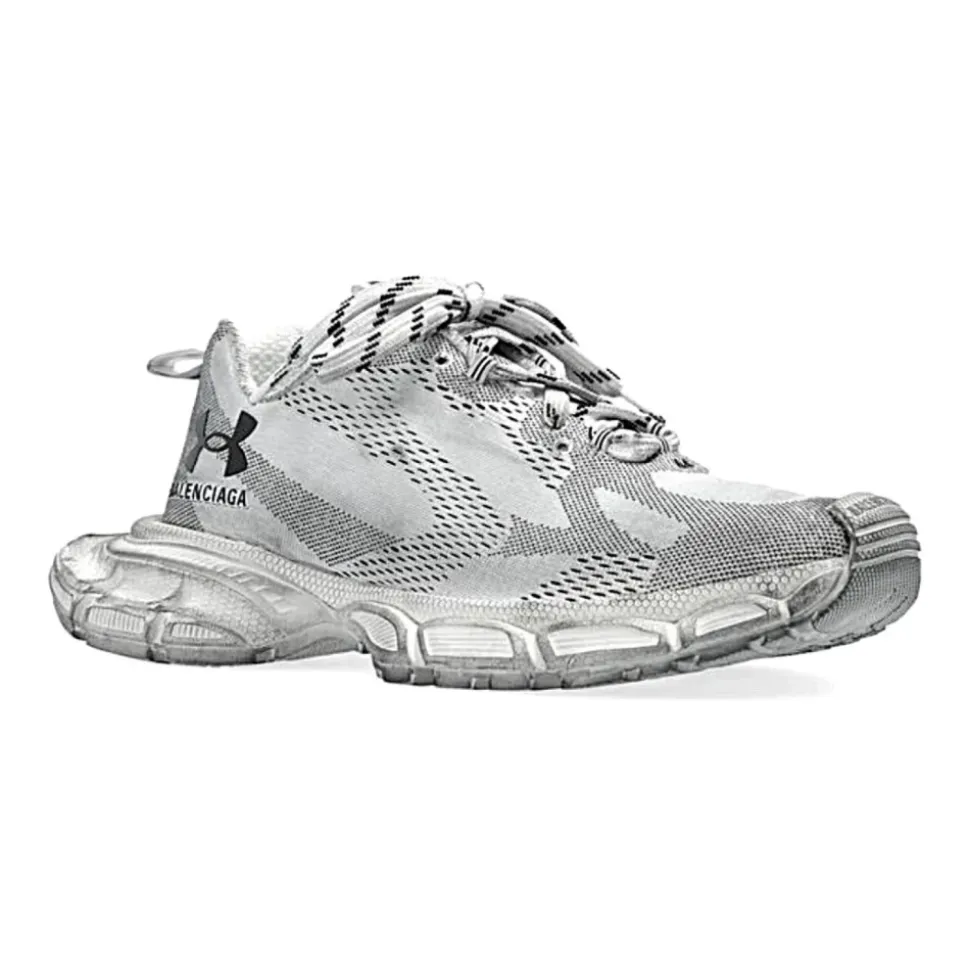 Runner Sneakers