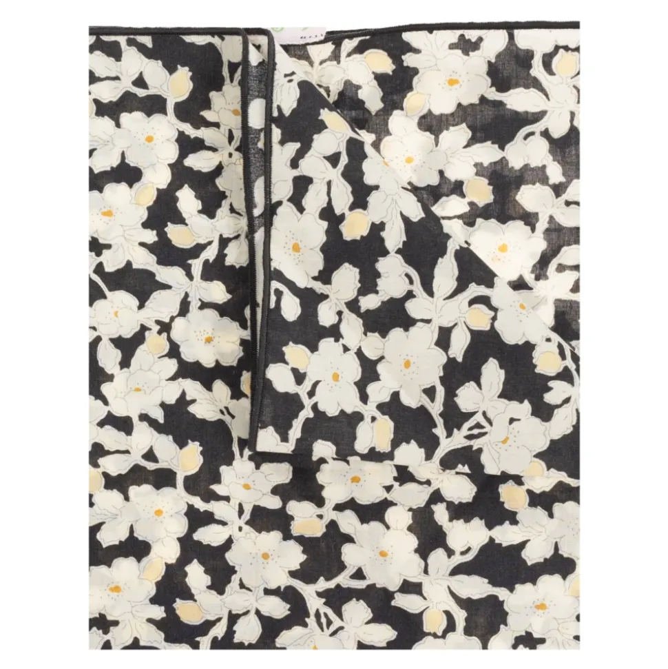 Schal mit Blumenmuster
