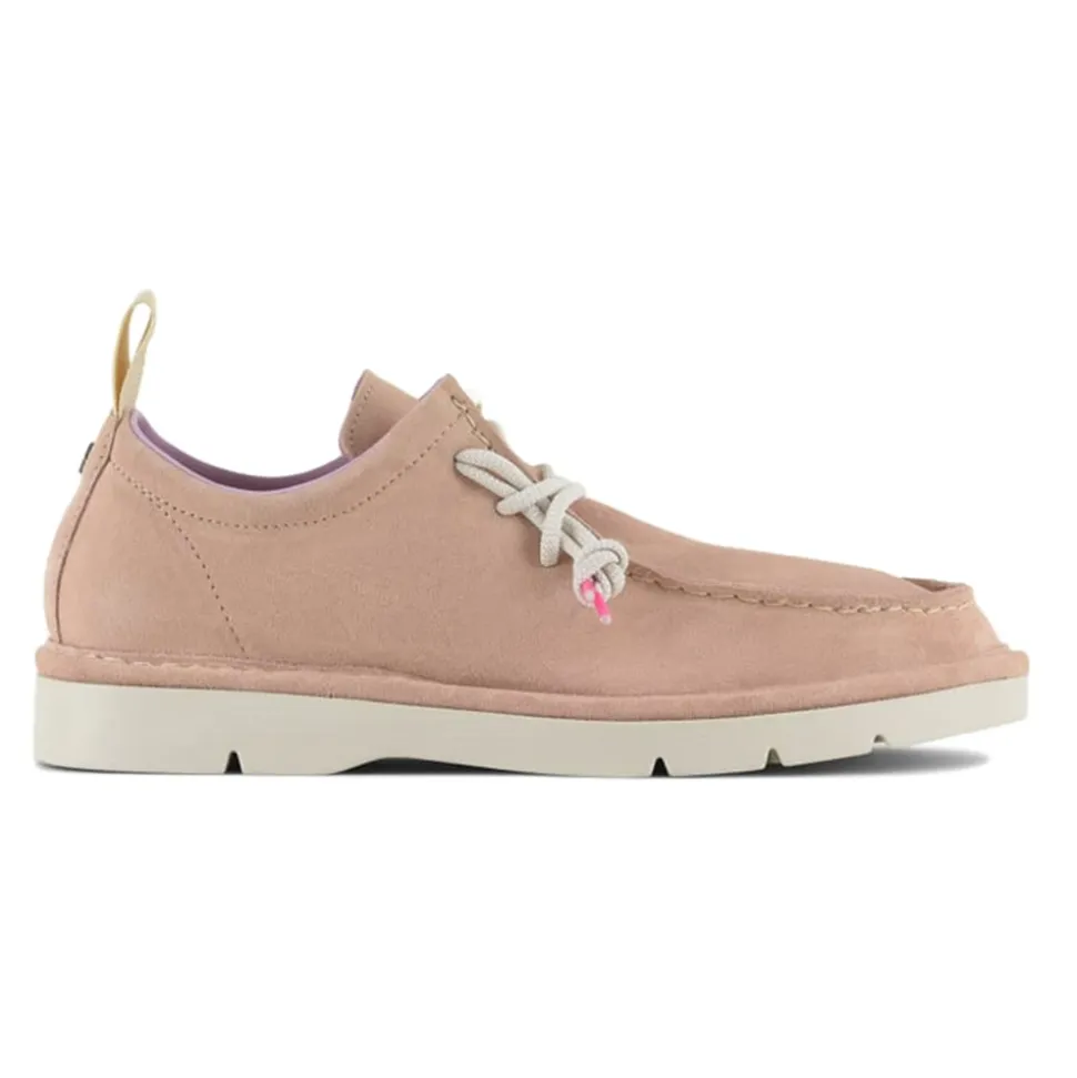Schnürschuhe