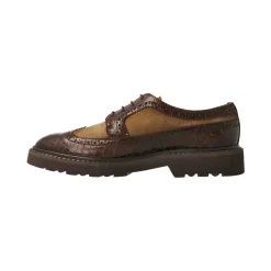 Schnürschuhe