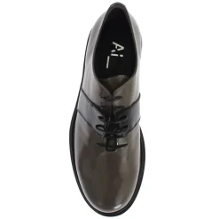 Schnürschuhe