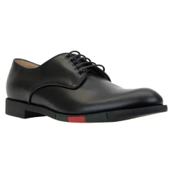 Schnürschuhe aus Leder
