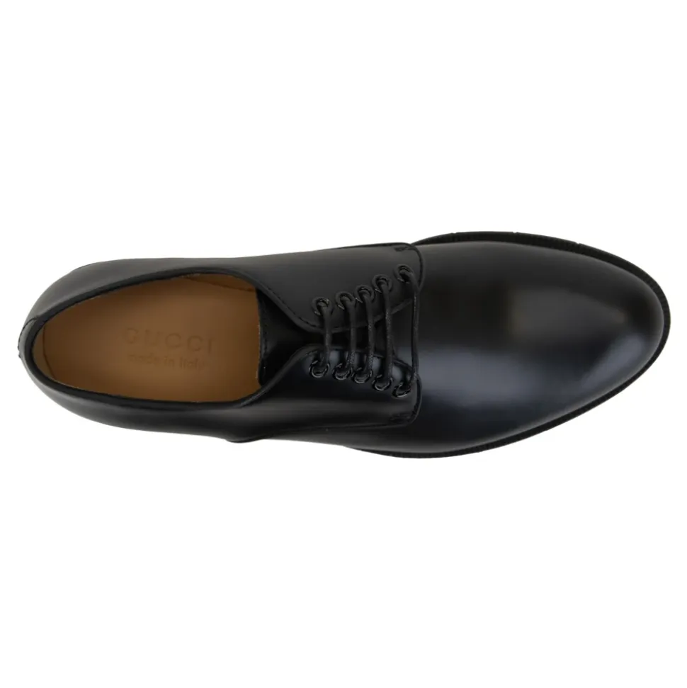 Schnürschuhe aus Leder