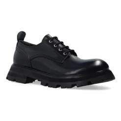 Schnürschuhe aus Leder