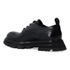 Schnürschuhe aus Leder