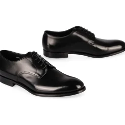Schnürschuhe aus Leder mit runder Spitze